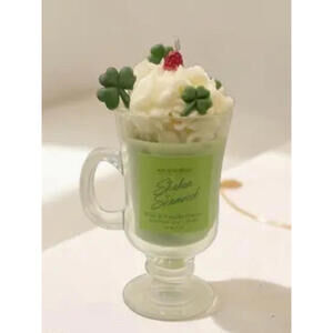 SHAKEN SHAMROCK CANDLE